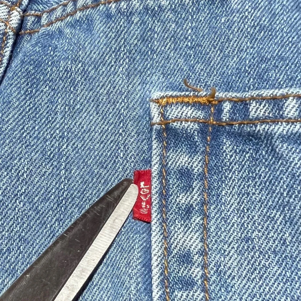 Levis 550 Relaxed Fit Jeans Mens 40x32 Blue Denim Tapered Leg Medium Wash Cotton